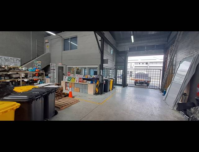 260M² MINI FACTORY FOR SALE IN UMGENI BUSINESS PARK